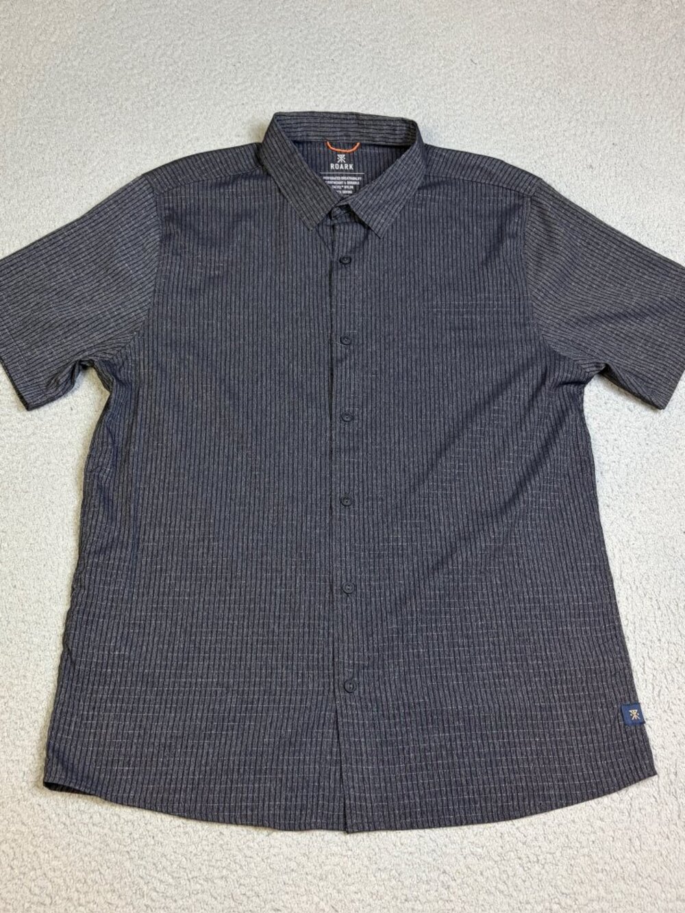 Roark Shirt Mens Size Medium Dark Gray Textured Short Sleeve Button Up Casual